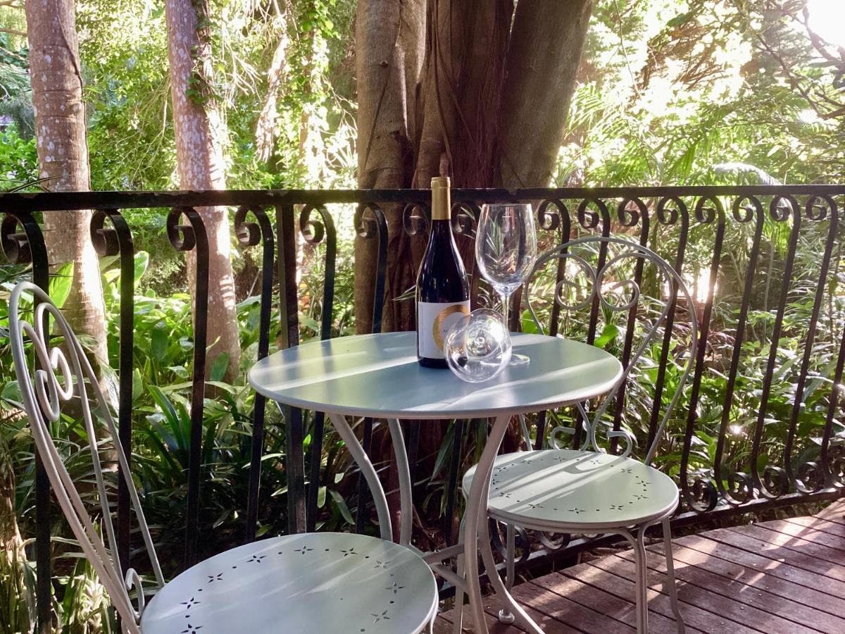 Chalet On Gallery Walk - King Bed, Spa, Fireplace, Wifi & Netflix, Linger A While Mount Tamborine Esterno foto