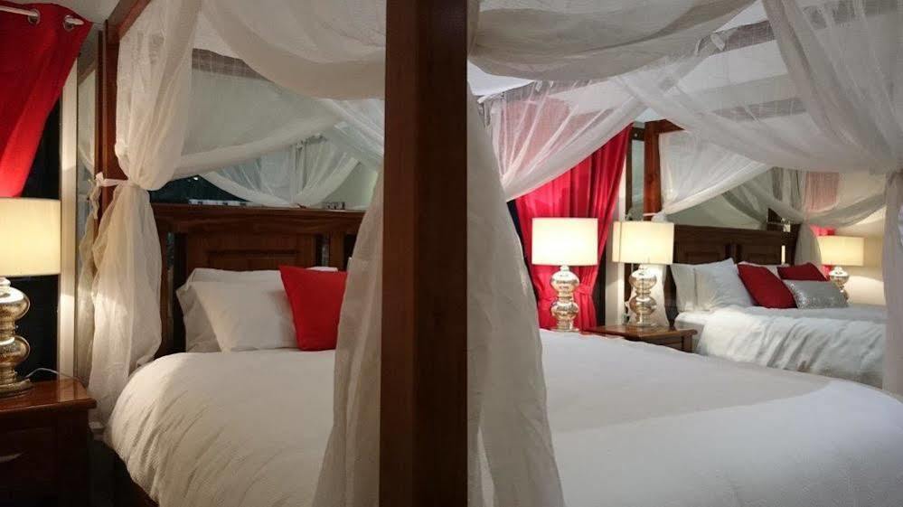 Chalet On Gallery Walk - King Bed, Spa, Fireplace, Wifi & Netflix, Linger A While Mount Tamborine Esterno foto